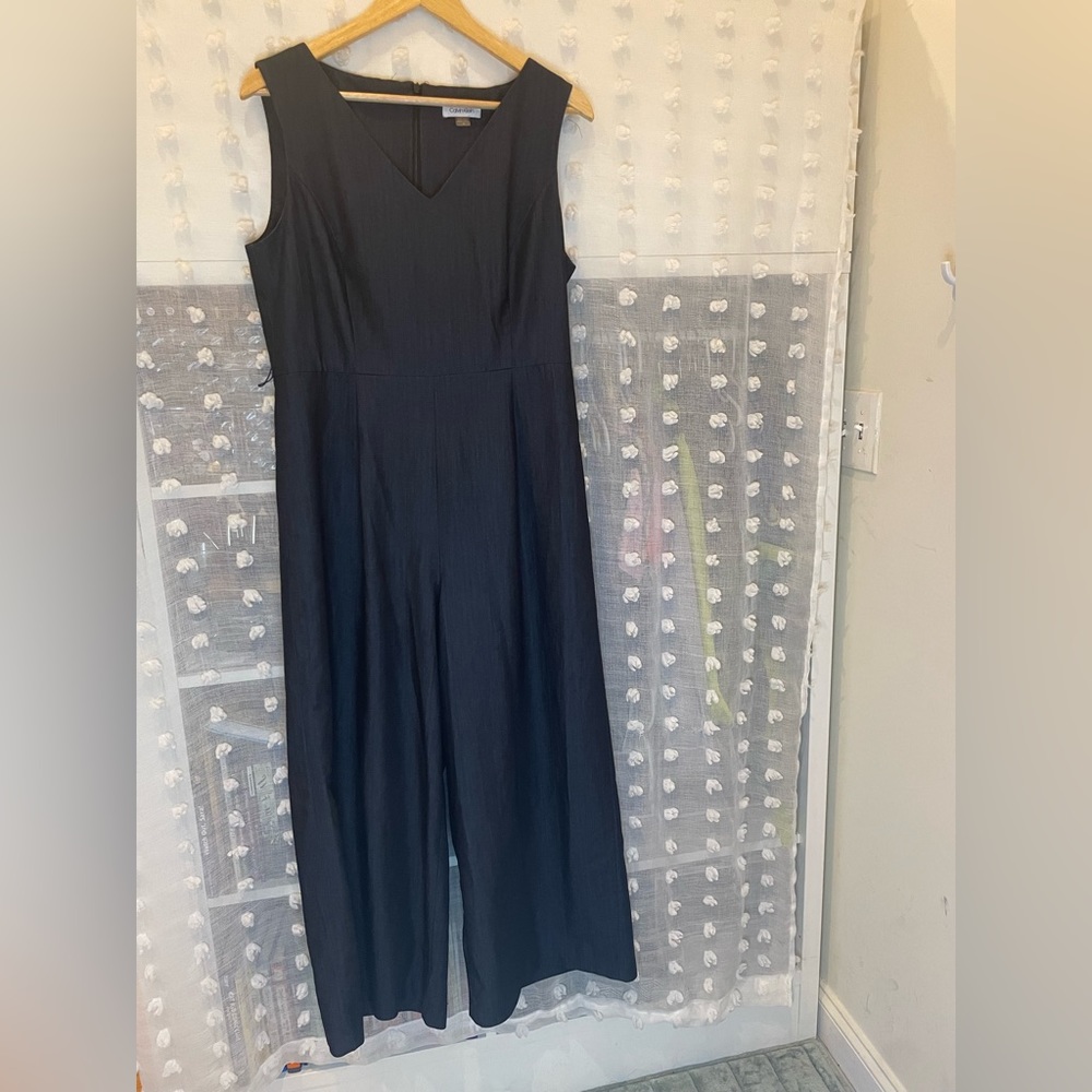 Calvin Klein pants jumpsuit v neck wide leg size 12